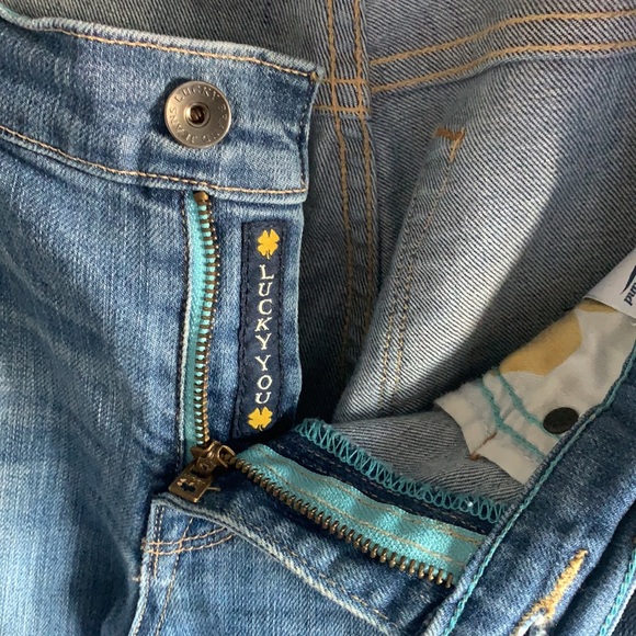 Lucky brand Sofia capri jeans🍀 - Picture 8 of 11